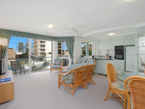 Classique Unit 3, Surfers Paradise
